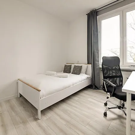Rentplanet - Przy Placu Legionow Apartman Wrocław